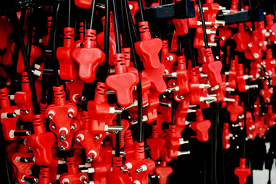 Apex plugs and extensions